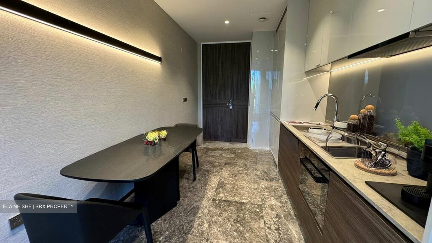 19 Nassim (D10), Apartment #496101111